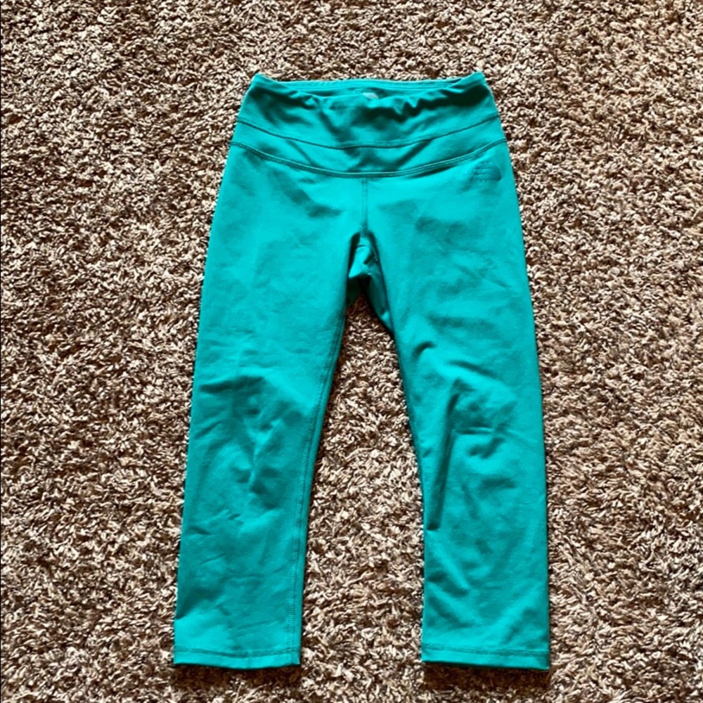 North Face Stretch Cropped Leggings XS *Like new**